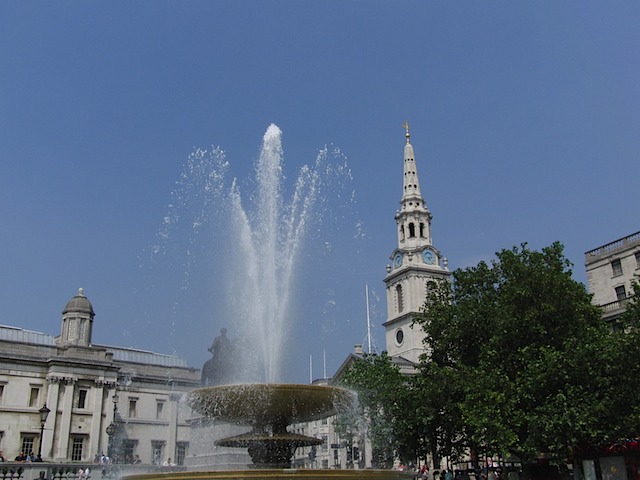 Trafalgar Sq, Nat'l Gallery, St. Martin-in-the-Field