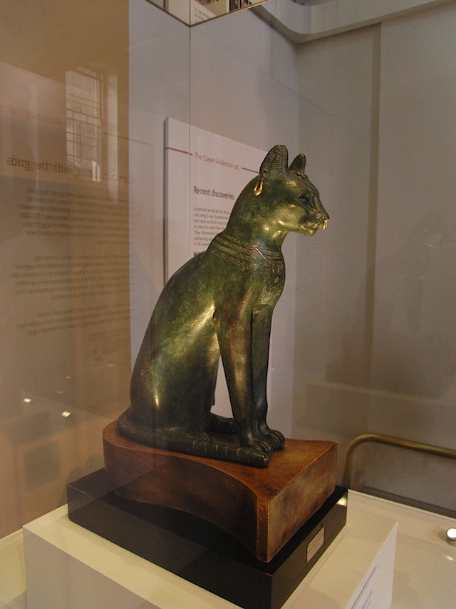 Egyptian cat at British Museum