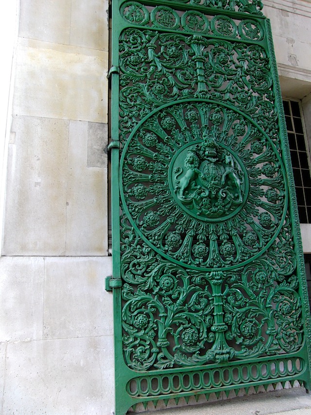 Gate at Wellington Arch