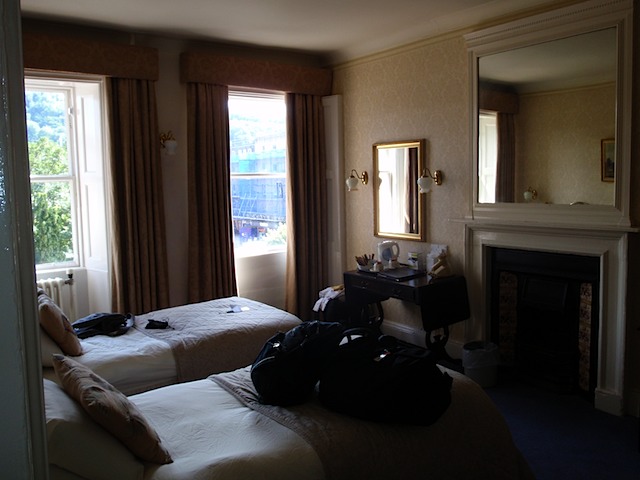 Pratt's Hotel room