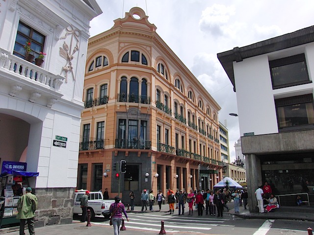 Quito street