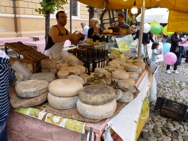 Cheeses in Sant'Arcangelo di Romagna