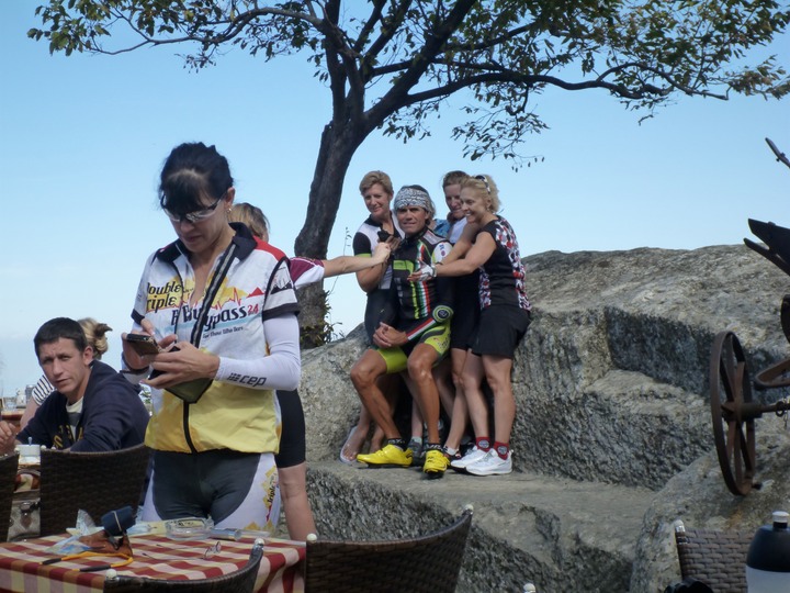 Mauro, handy with ladies, with banana shoes