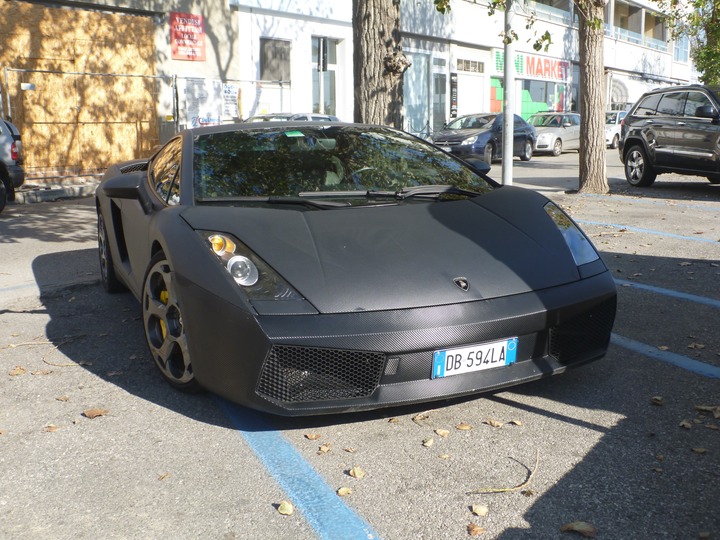 Stealth Lamborghini in Riccione